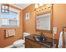 27 Laytes Avenue thumbnail 15