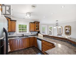 27 Laytes Avenue thumbnail 6