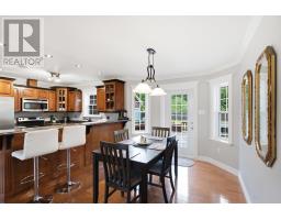 27 Laytes Avenue thumbnail 5