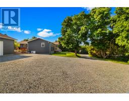 25 Chamberlains Road thumbnail 11