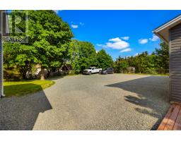 25 Chamberlains Road thumbnail 10