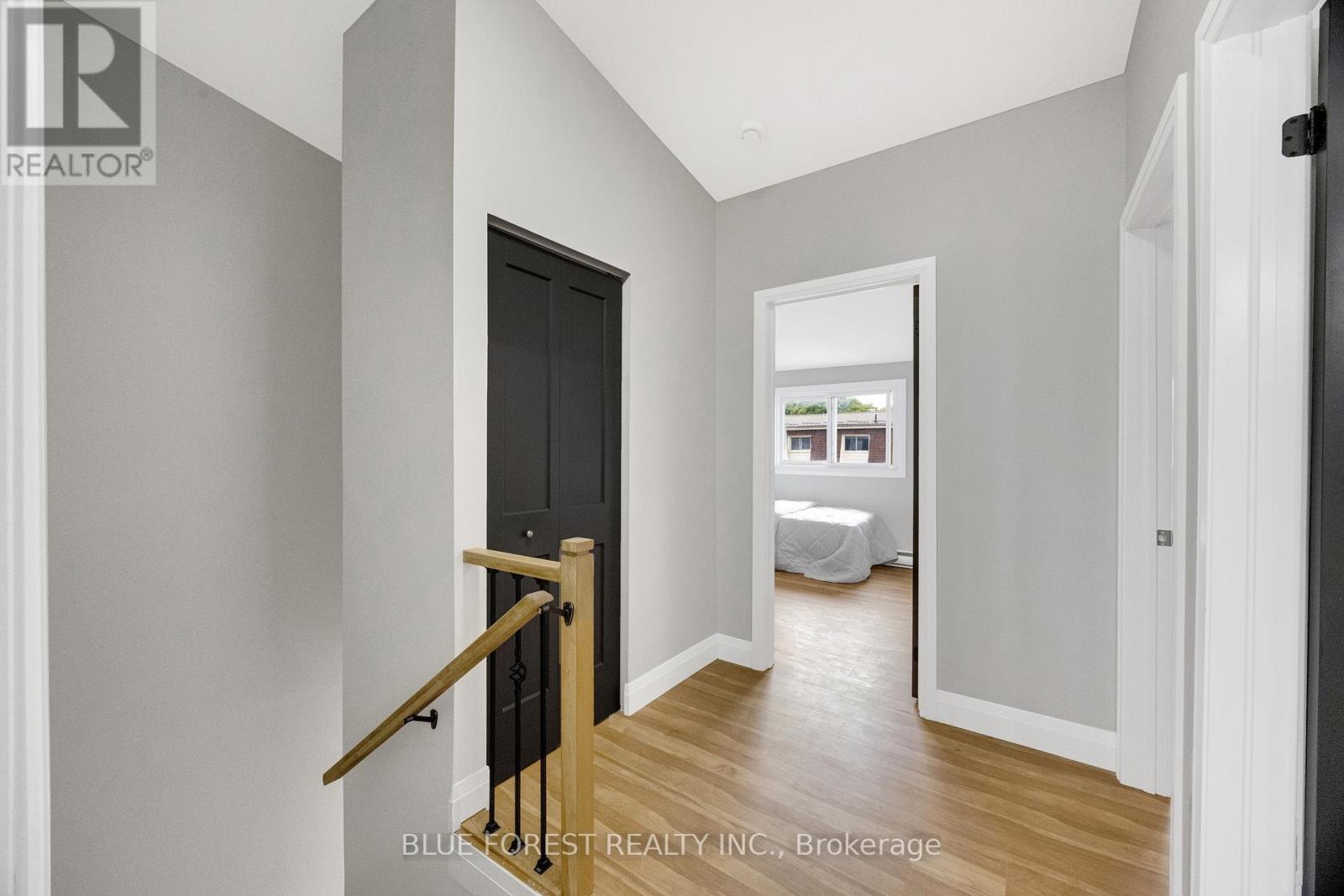 #UNIT 6 40 FAIRFAX COURT - Image 27