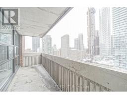 1610 - 33 Isabella Street, Toronto, ON M4Y2P7 Photo 8