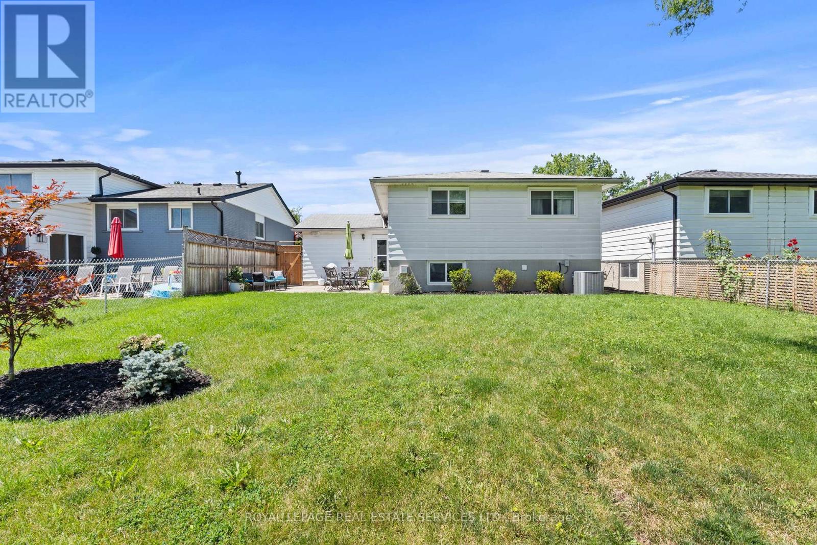 1348 JANINA BOULEVARD - 32