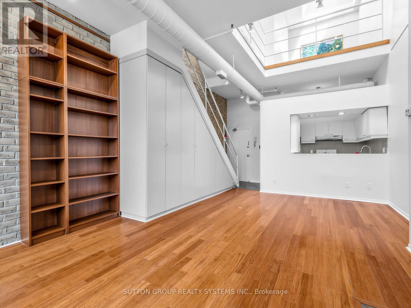 #5 6 BARTLETT AVENUE W - 7