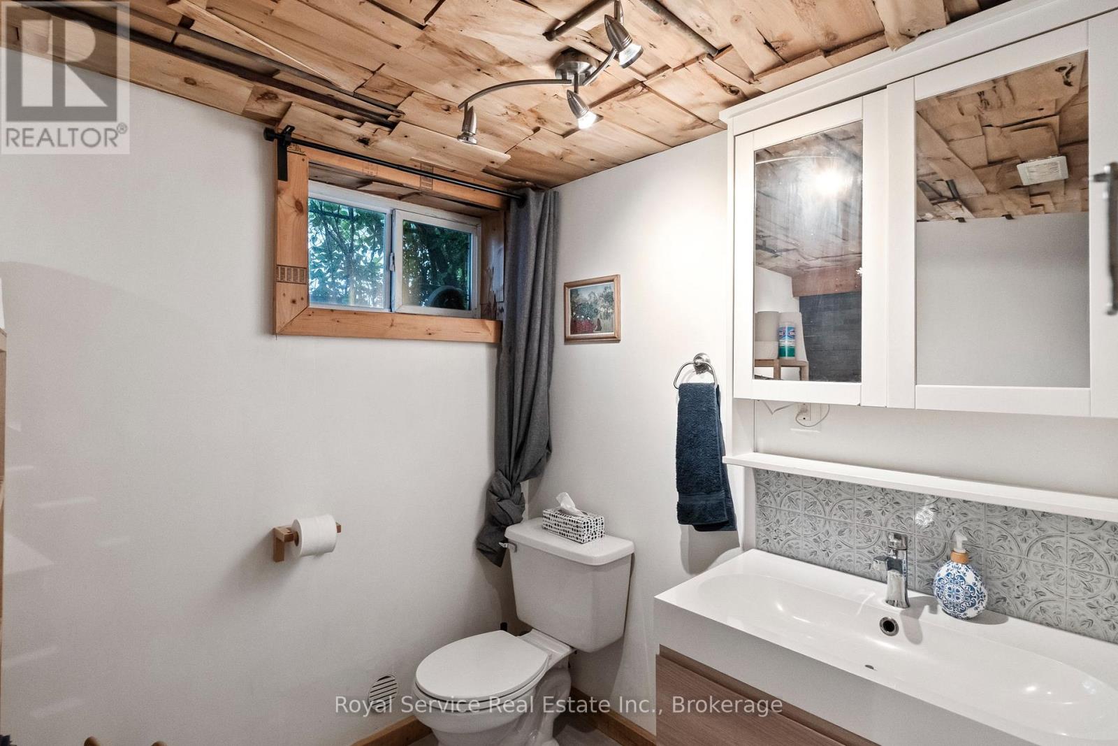152 HARMONY ROAD S - 26
