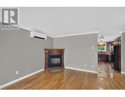 40 Ranger Avenue thumbnail 13