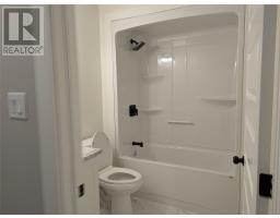 43 Swansea Street thumbnail 10