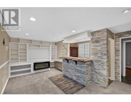 40 Ranger Avenue thumbnail 26