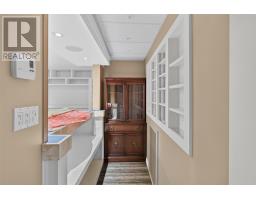 40 Ranger Avenue thumbnail 27