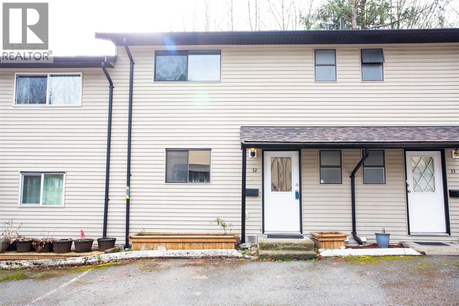 32 3025 Cowichan Lake Rd