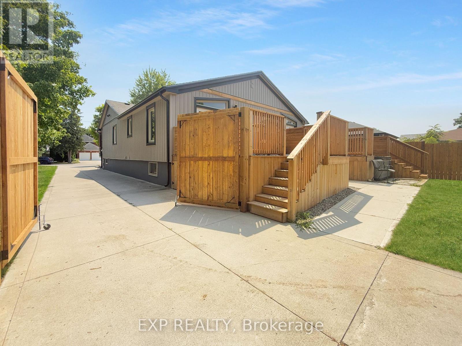 17 GREENFIELD COURT - Image 30