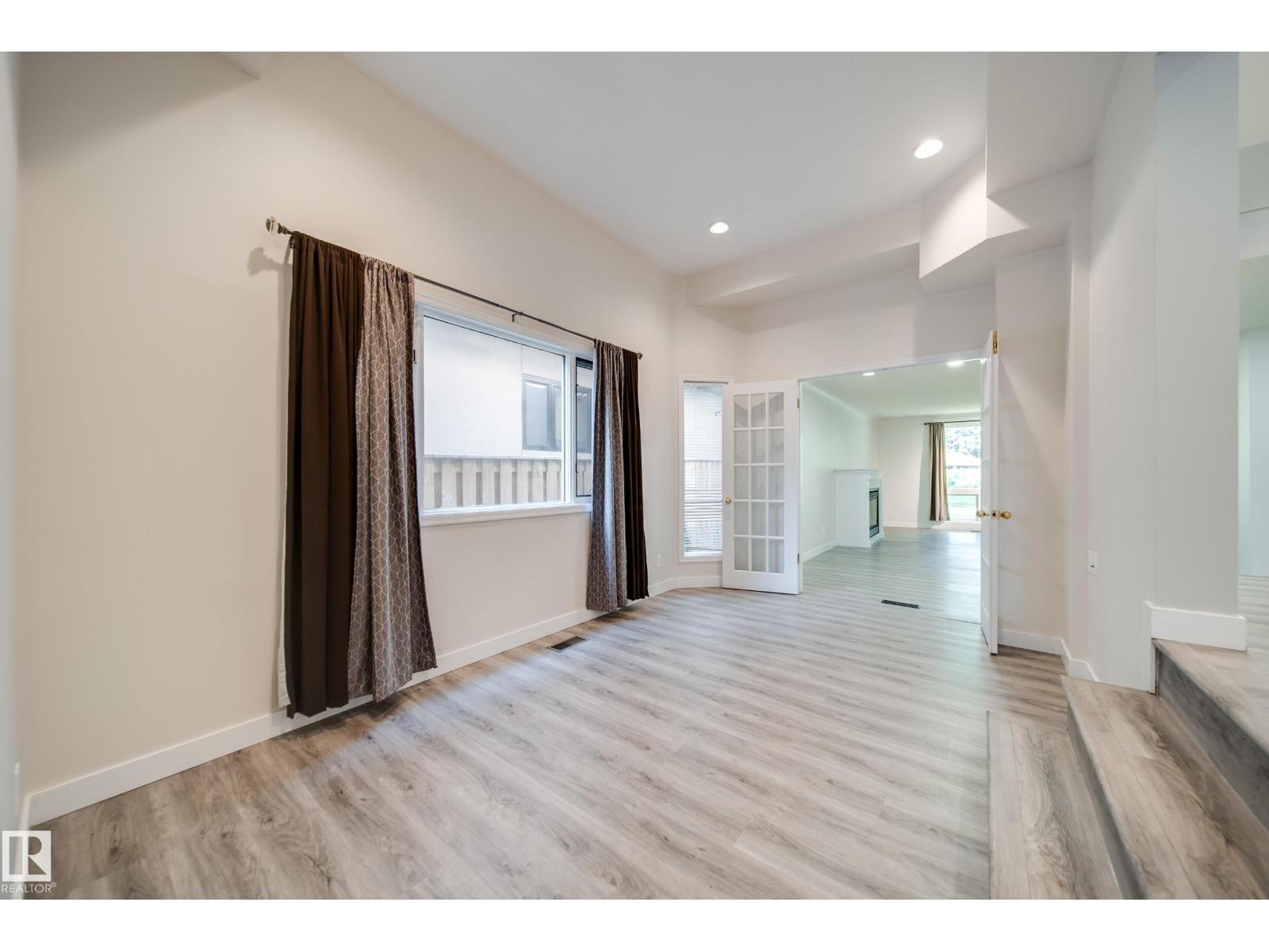 10519 140 ST NW - Image 24