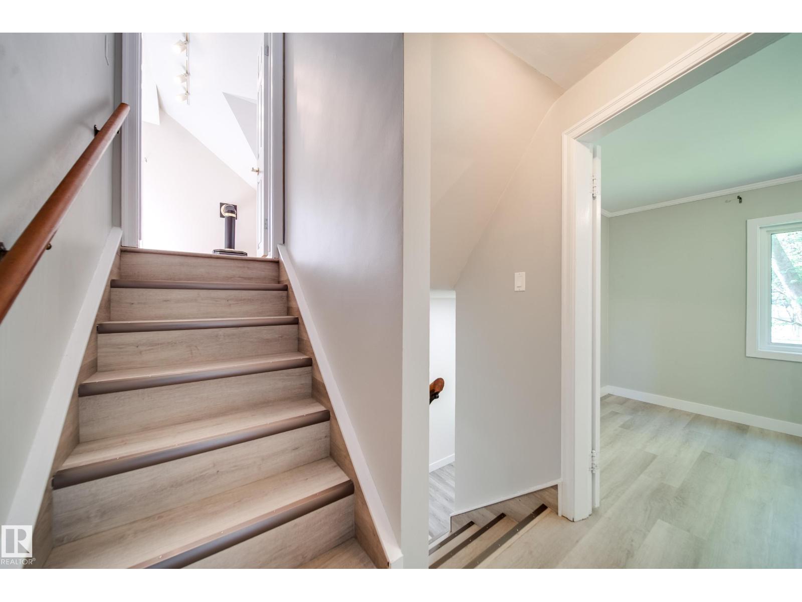 10519 140 ST NW - Image 33