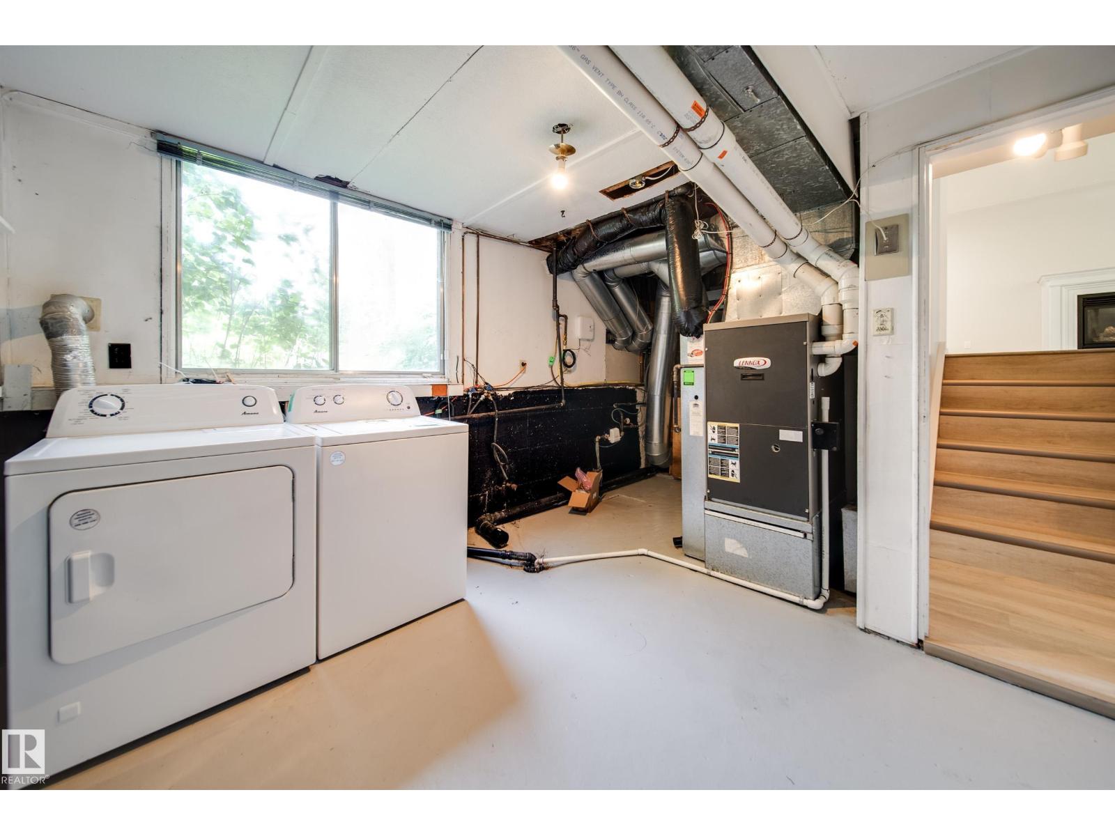 10519 140 ST NW - 46