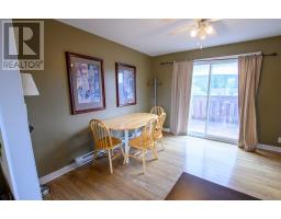 908 Tamarck Drive thumbnail 16