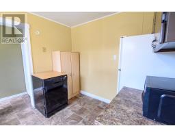 908 Tamarck Drive thumbnail 12
