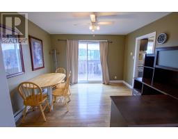 908 Tamarck Drive thumbnail 14