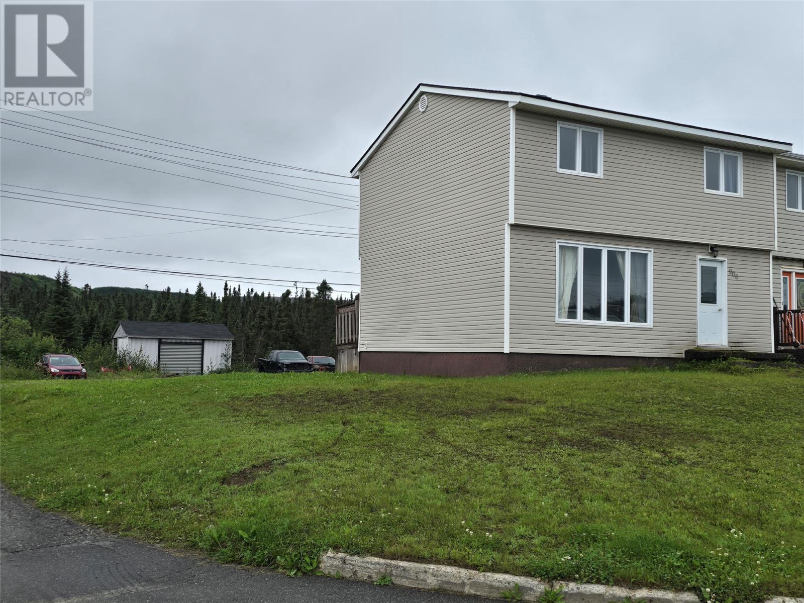 908 Tamarck Drive