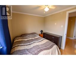 908 Tamarck Drive thumbnail 25