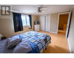 908 Tamarck Drive thumbnail 33
