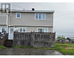 908 Tamarck Drive thumbnail 4