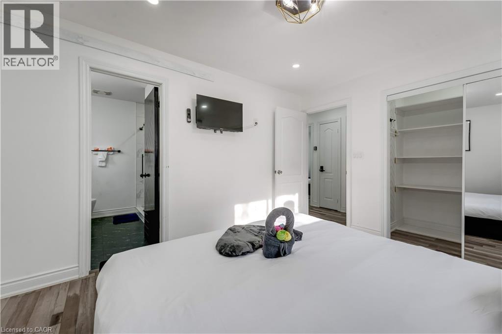 193 WESTHEIGHTS Drive - Image 25