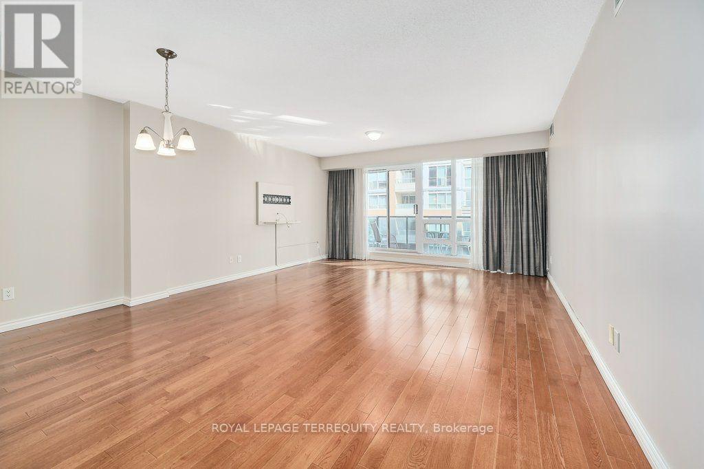 #903 263 WELLINGTON STREET W - 22