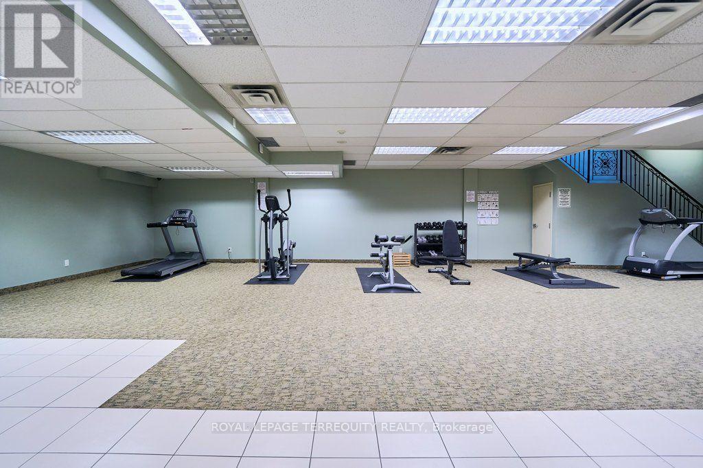 #903 263 WELLINGTON STREET W - 33