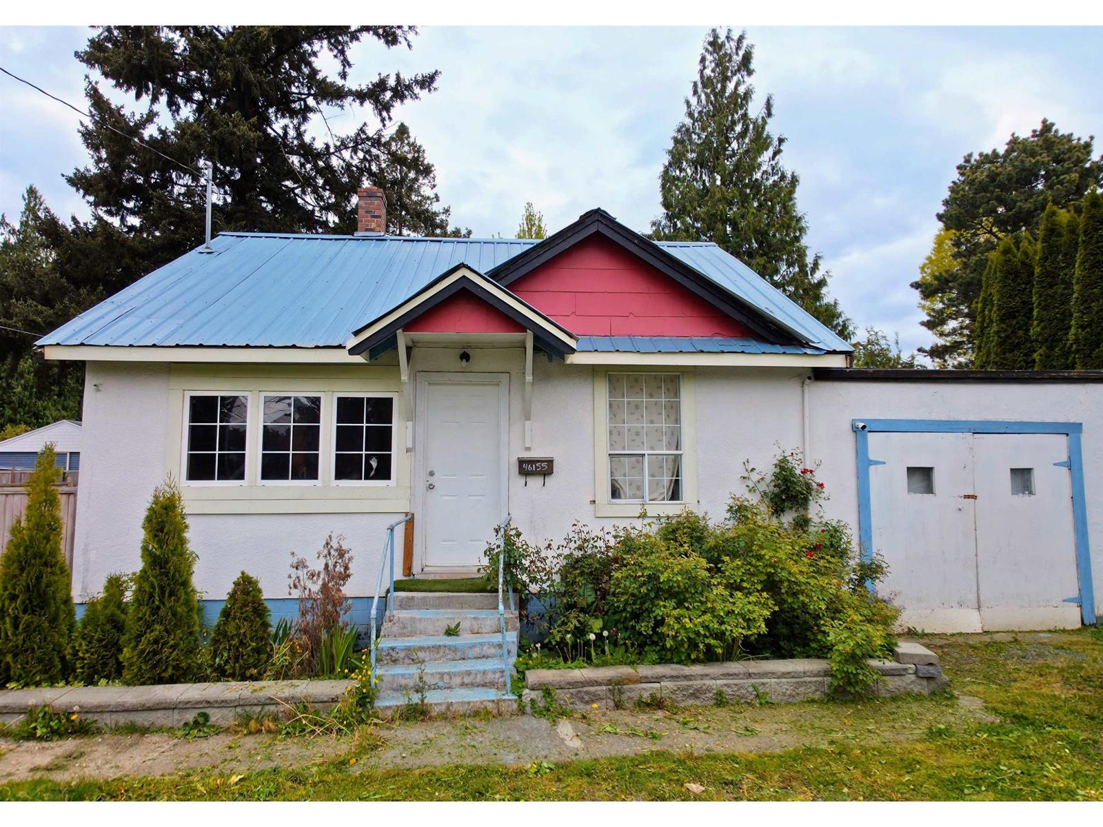 46155 LEWIS AVENUE, Chilliwack Proper East