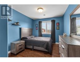 18 Clyde Avenue thumbnail 18