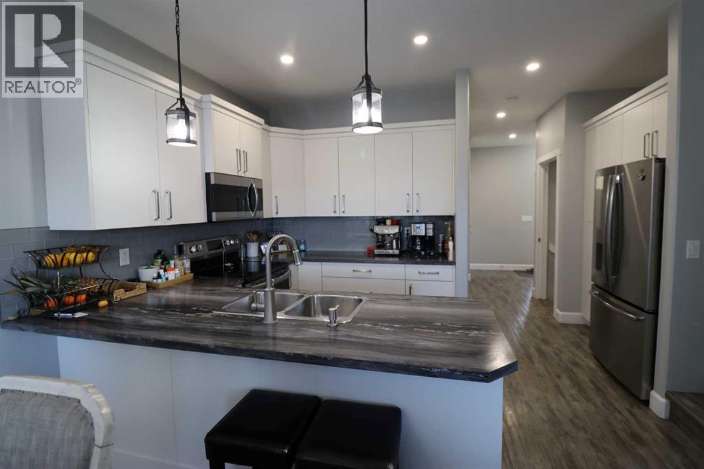 1504 B 19 Avenue - 2
