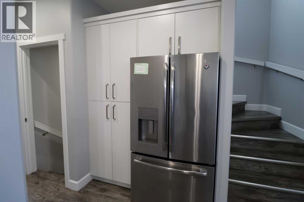 1504 B 19 Avenue - 4