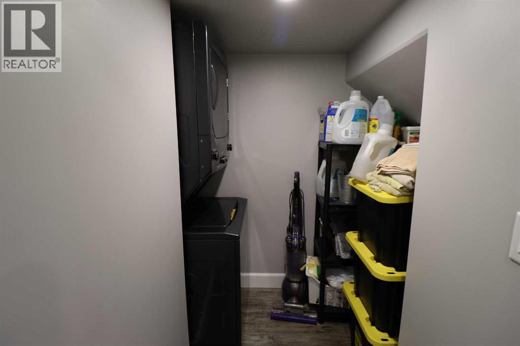 1504 B 19 Avenue - 22