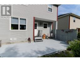 73 Hillview Drive East Drive thumbnail 28