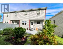 73 Hillview Drive East Drive thumbnail 29