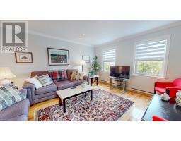 73 Hillview Drive East Drive thumbnail 8