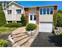 377 LEANNE STREET — photo 4