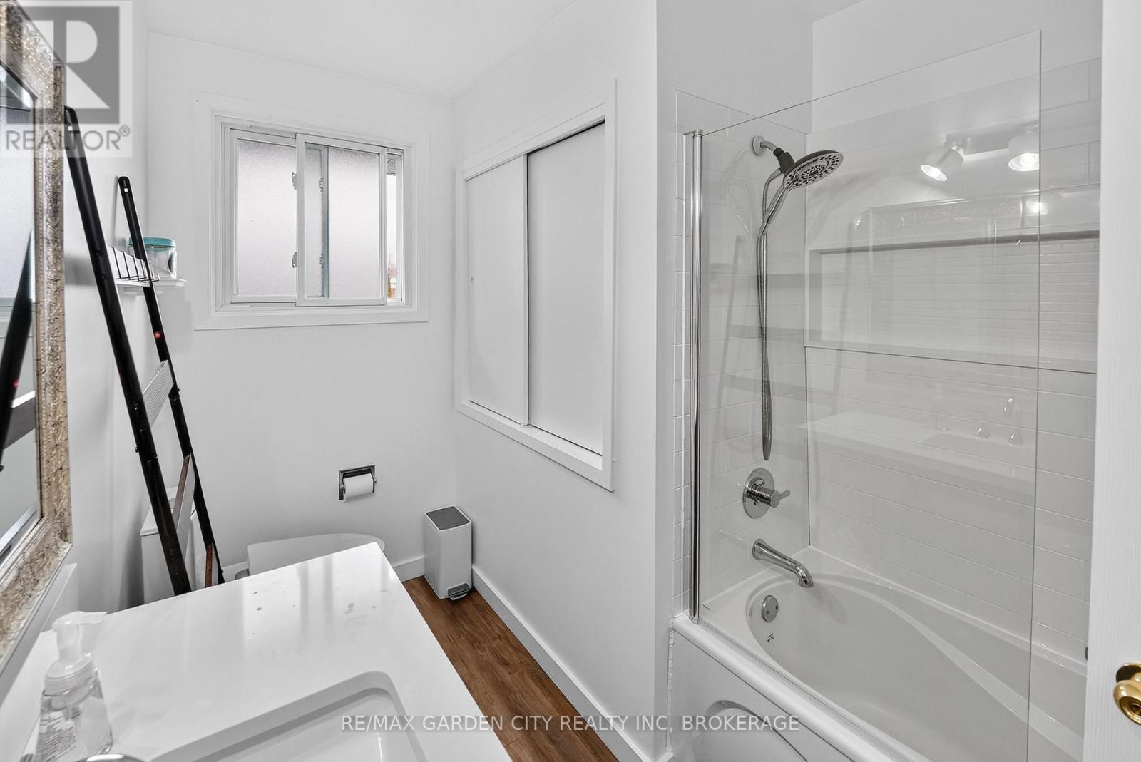 78 MEREDITH DRIVE - Image 30