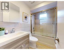 6 Moira Avenue, Toronto, ON M1K1B6 Photo 28
