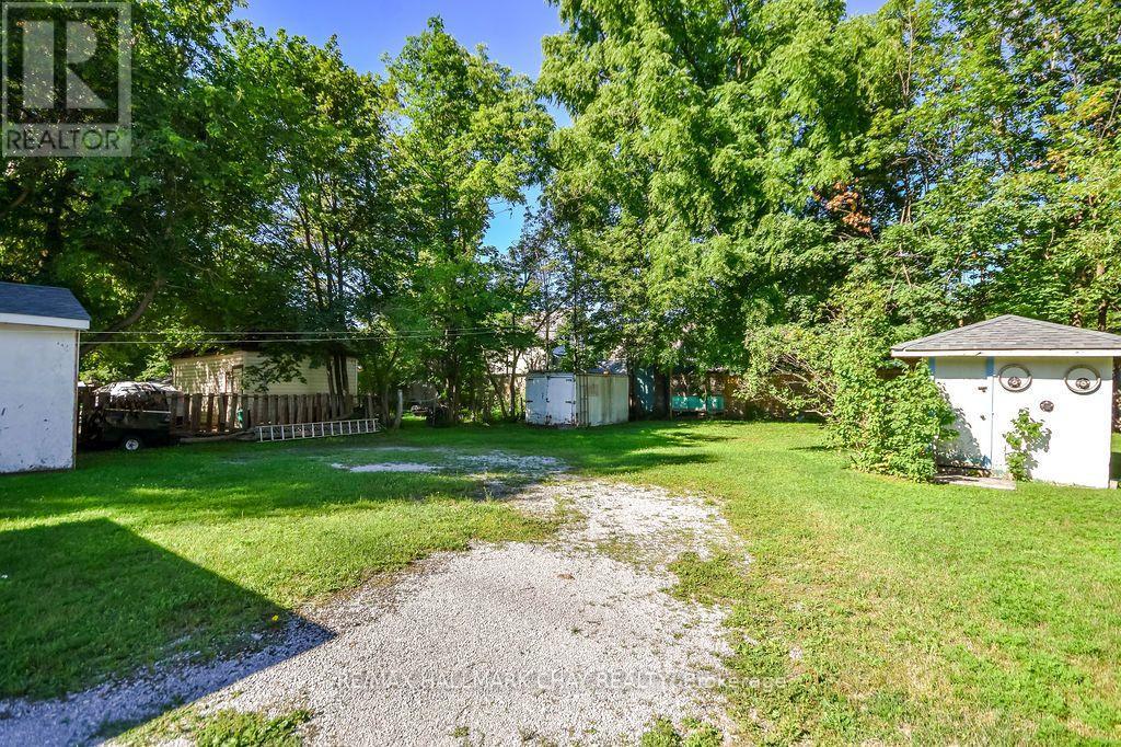 168 ANNE STREET S - 24