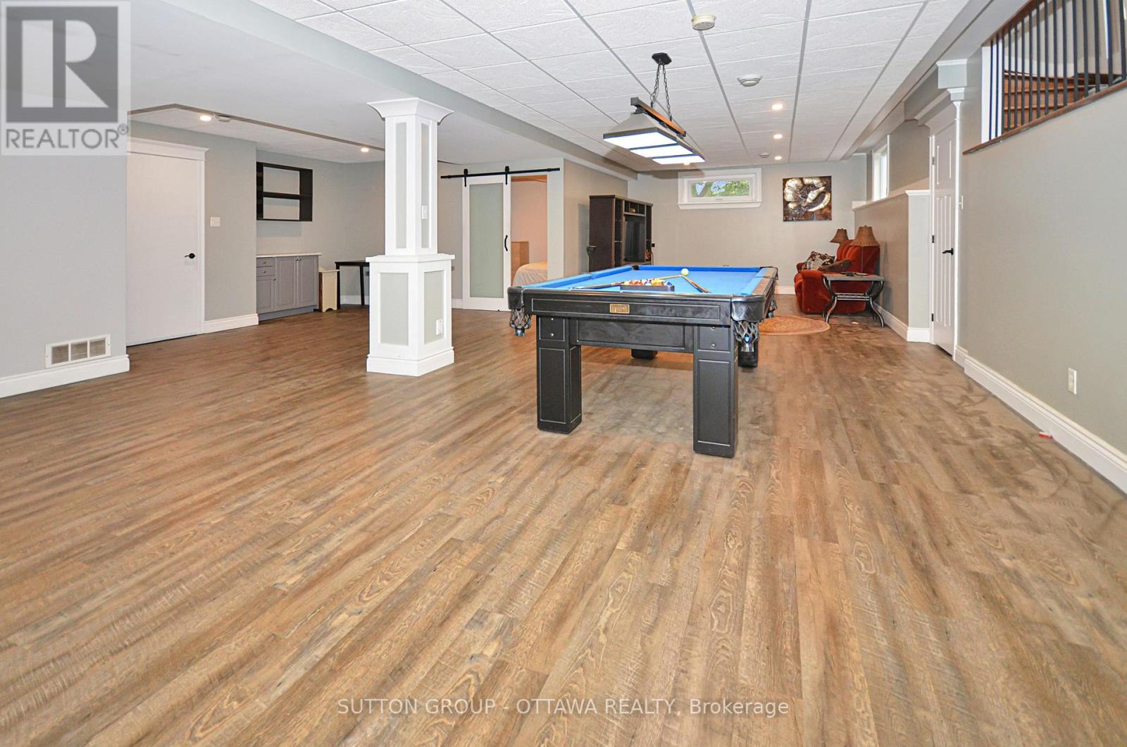 588 RUSSELL ROAD - Image 16