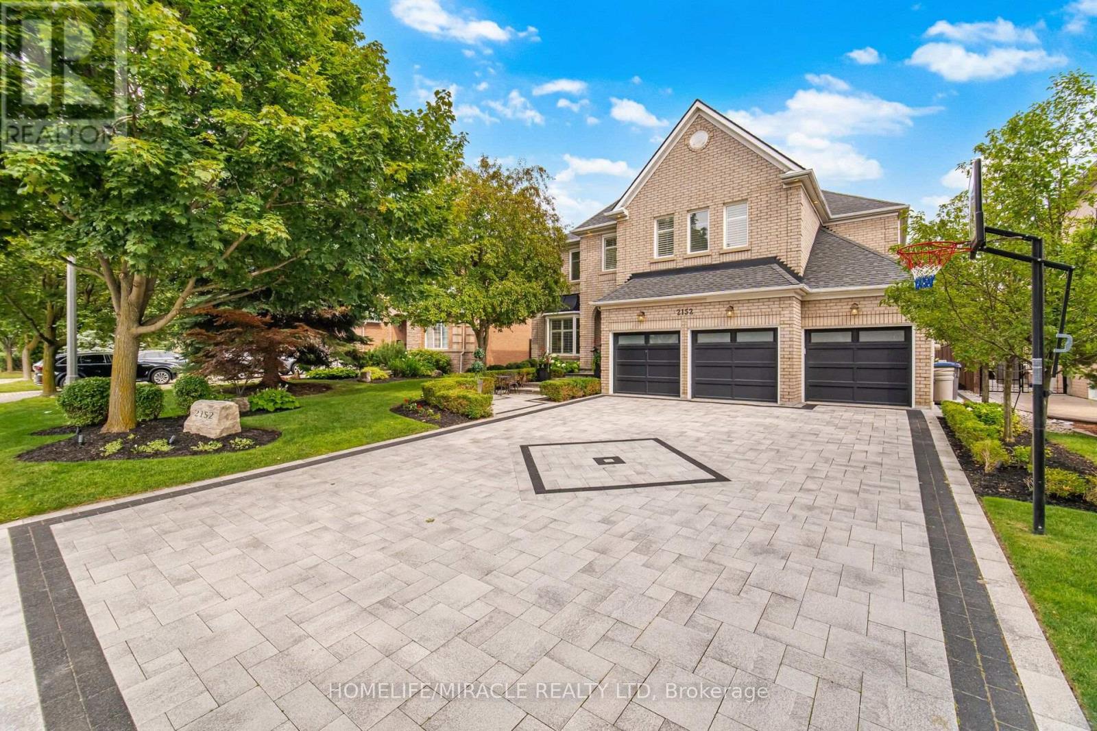 Photo of 2152 Manor Hill Drive