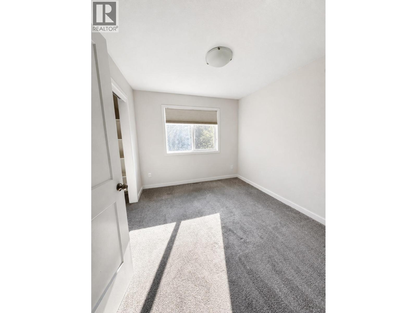 156 SHADOW MOUNTAIN Boulevard - Image 11