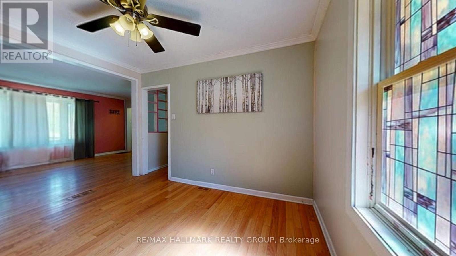 36 HASTINGS DRIVE - 10