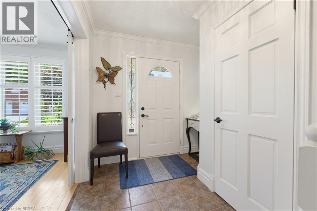2-bedroom home for sale at 53 BEVERLY Street E Unit# 27, St. George ON · photo 5 of 36
