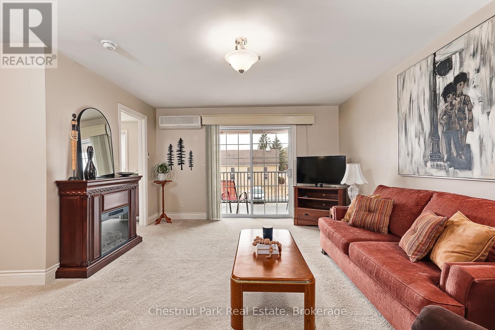 #206 435 WALNUT STREET - 19