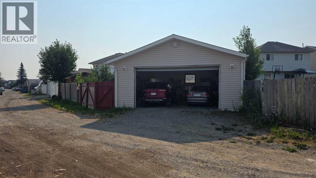 155 Applefield Close SE - 26