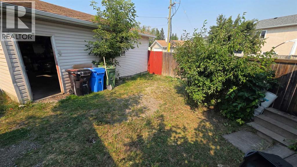 155 Applefield Close SE - 32