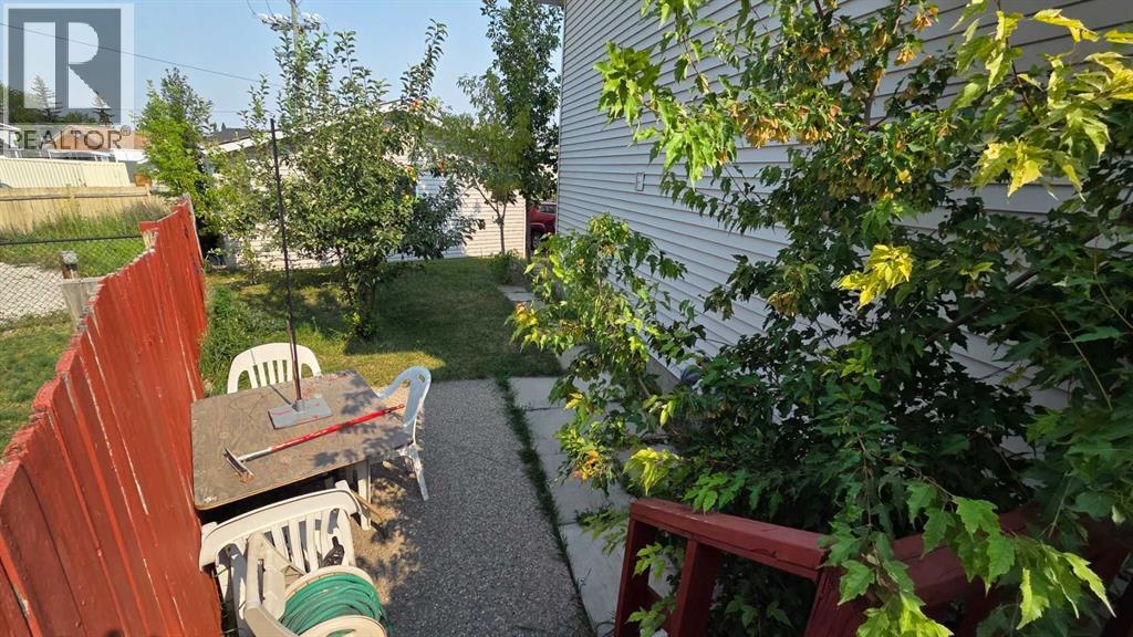 155 Applefield Close SE - 33